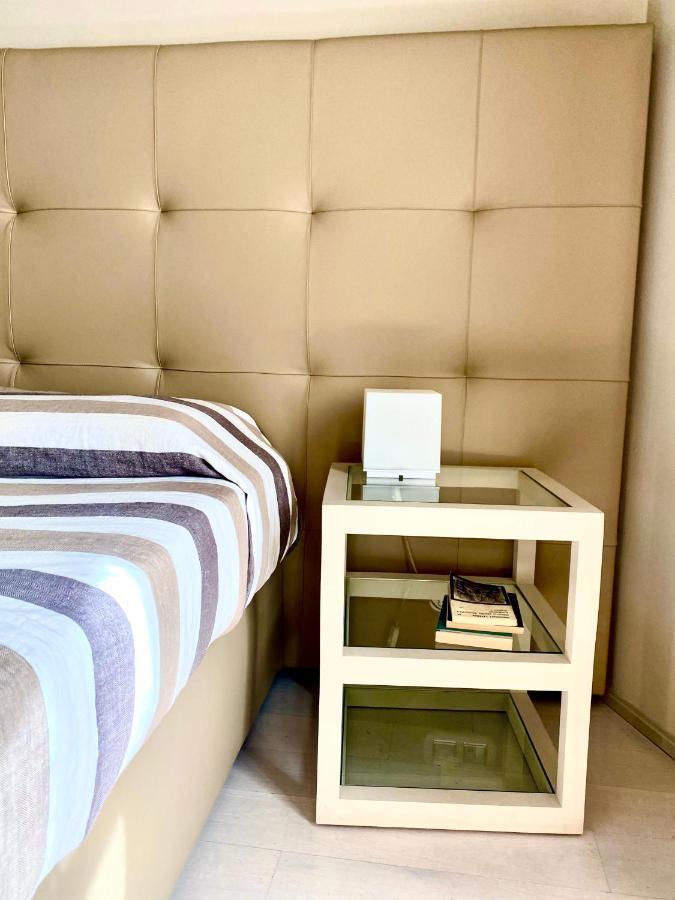 Chantal Deluxe Saint-Tropez Exteriör bild